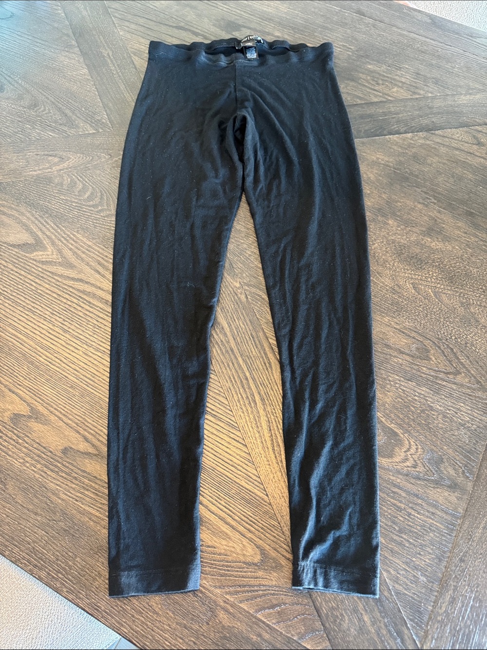 White House Black Market Black Cropped Leggings XS